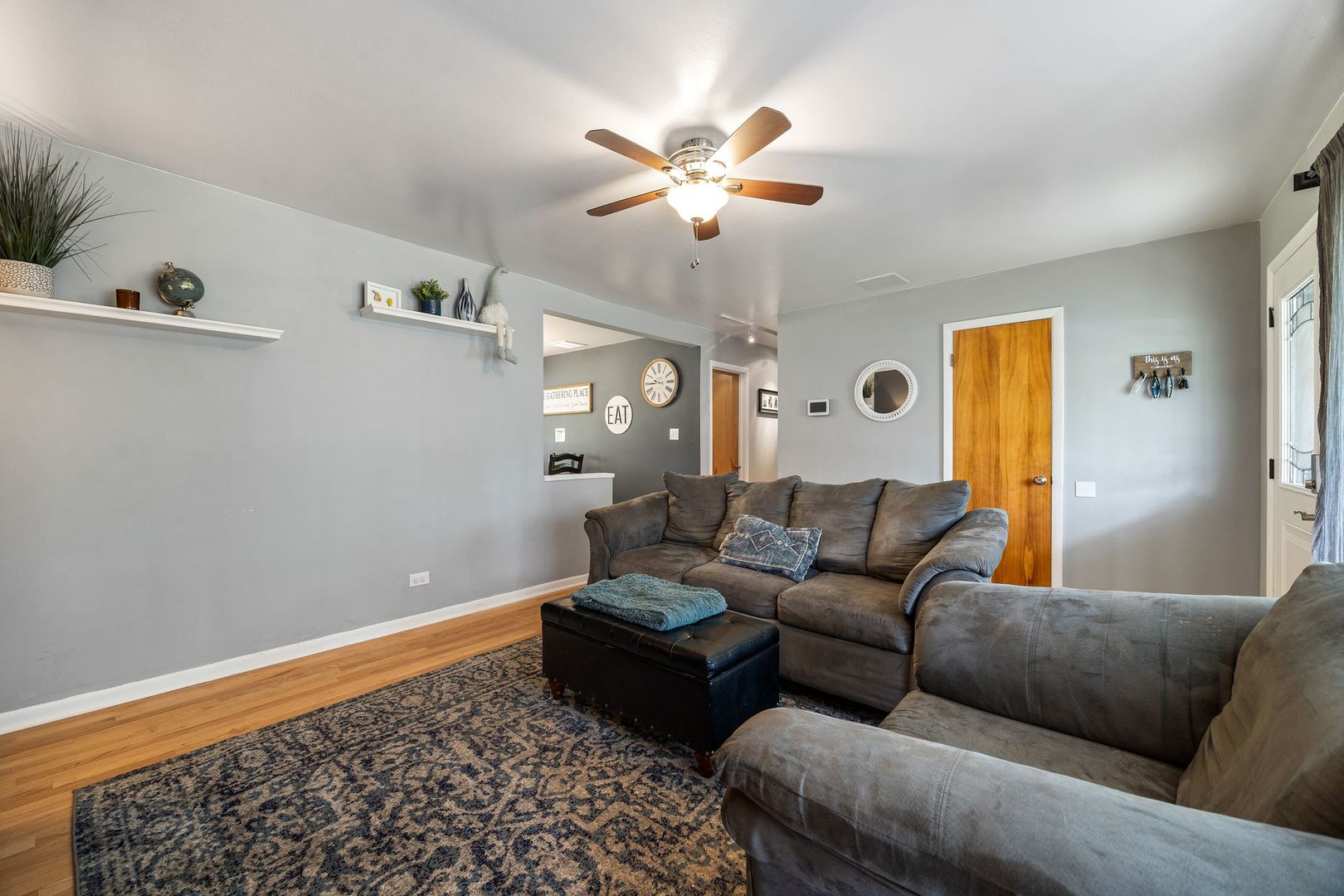 948 Carswell Court, Elk Grove Village, IL 60007