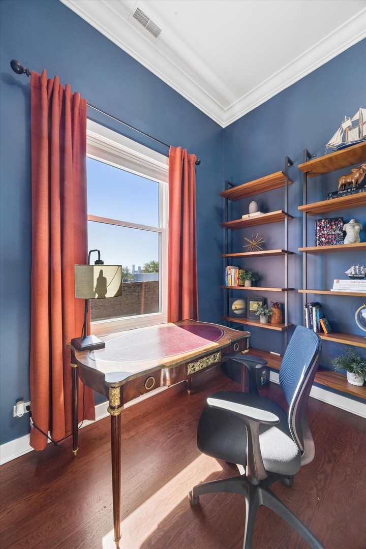 2212 W North Avenue #401, Chicago, IL 60647