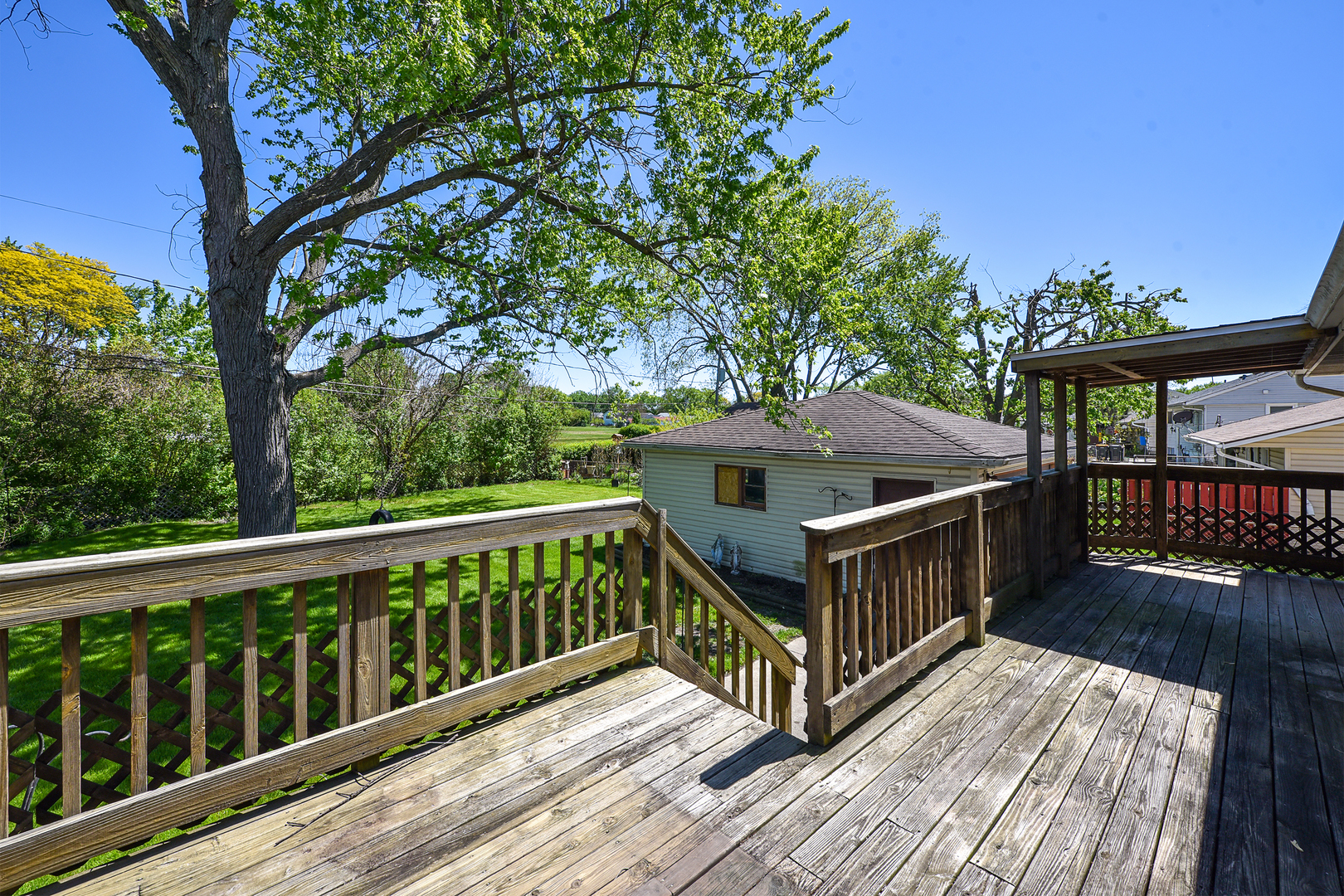 913 Vine Street, Streamwood, IL 60107