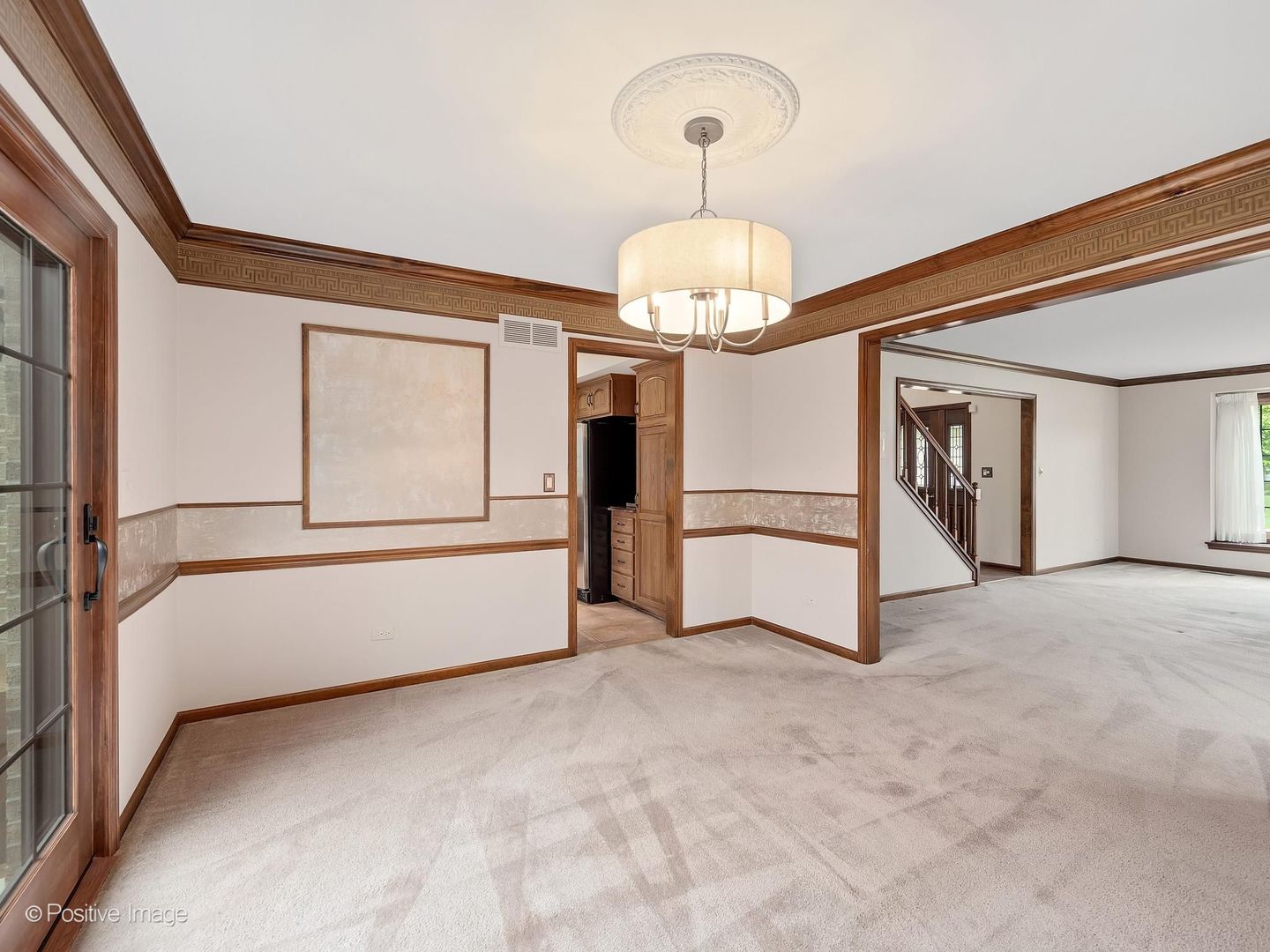2S517 Danbury Drive, Glen Ellyn, IL 60137