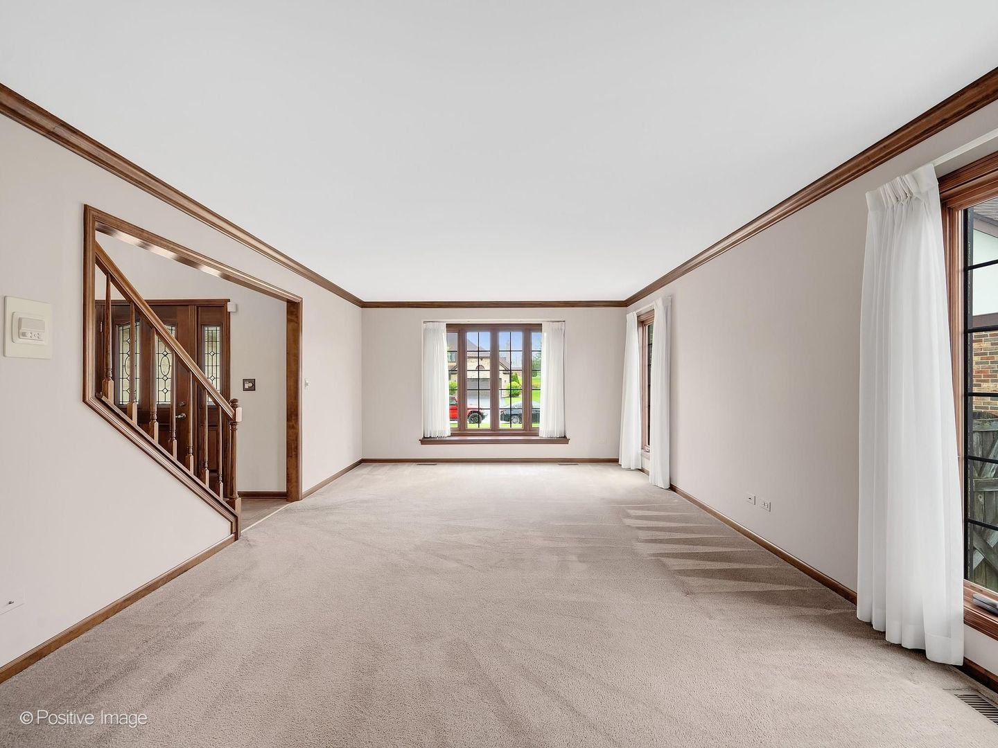 2S517 Danbury Drive, Glen Ellyn, IL 60137