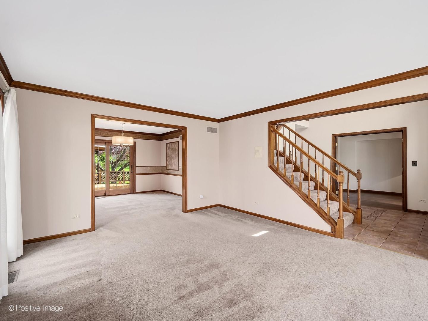 2S517 Danbury Drive, Glen Ellyn, IL 60137
