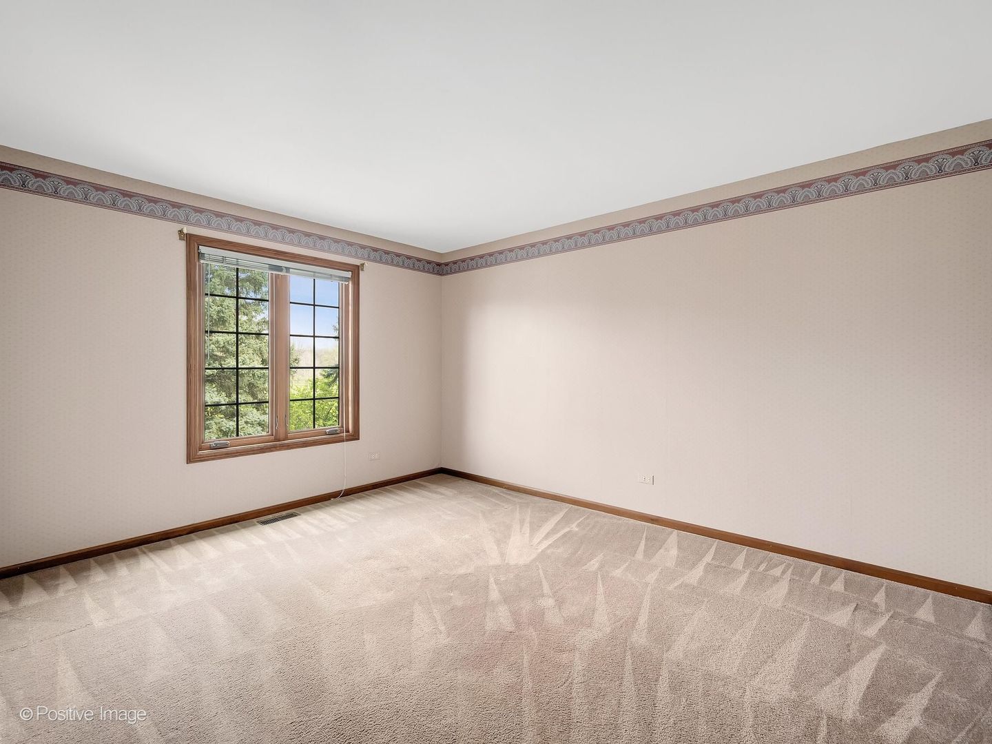 2S517 Danbury Drive, Glen Ellyn, IL 60137