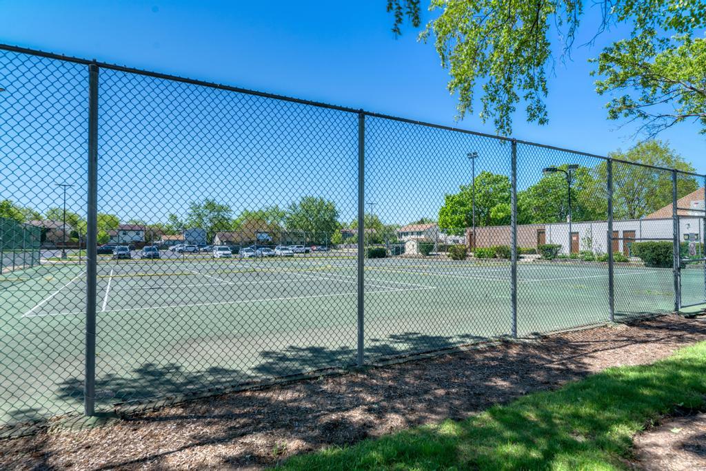 1475 Rebecca Drive #418, Hoffman Estates, IL 60169