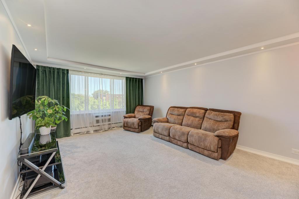 1475 Rebecca Drive #418, Hoffman Estates, IL 60169
