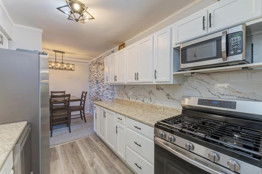 1475 Rebecca Drive #418, Hoffman Estates, IL 60169