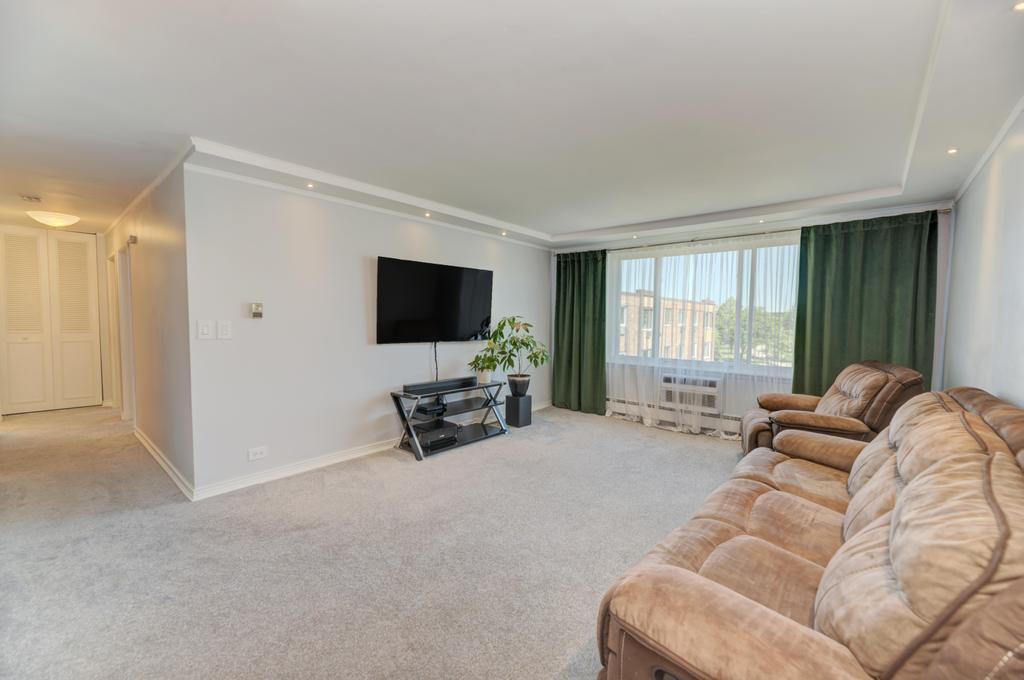 1475 Rebecca Drive #418, Hoffman Estates, IL 60169