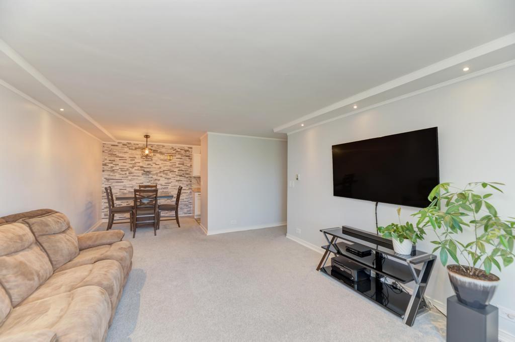 1475 Rebecca Drive #418, Hoffman Estates, IL 60169