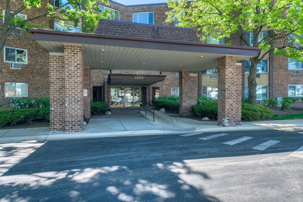 1475 Rebecca Drive #418, Hoffman Estates, IL 60169