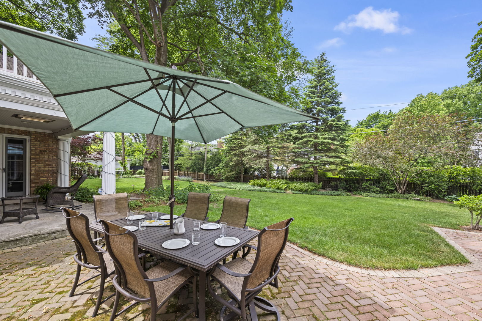 630 S Beverly Lane, Arlington Heights, IL 60005