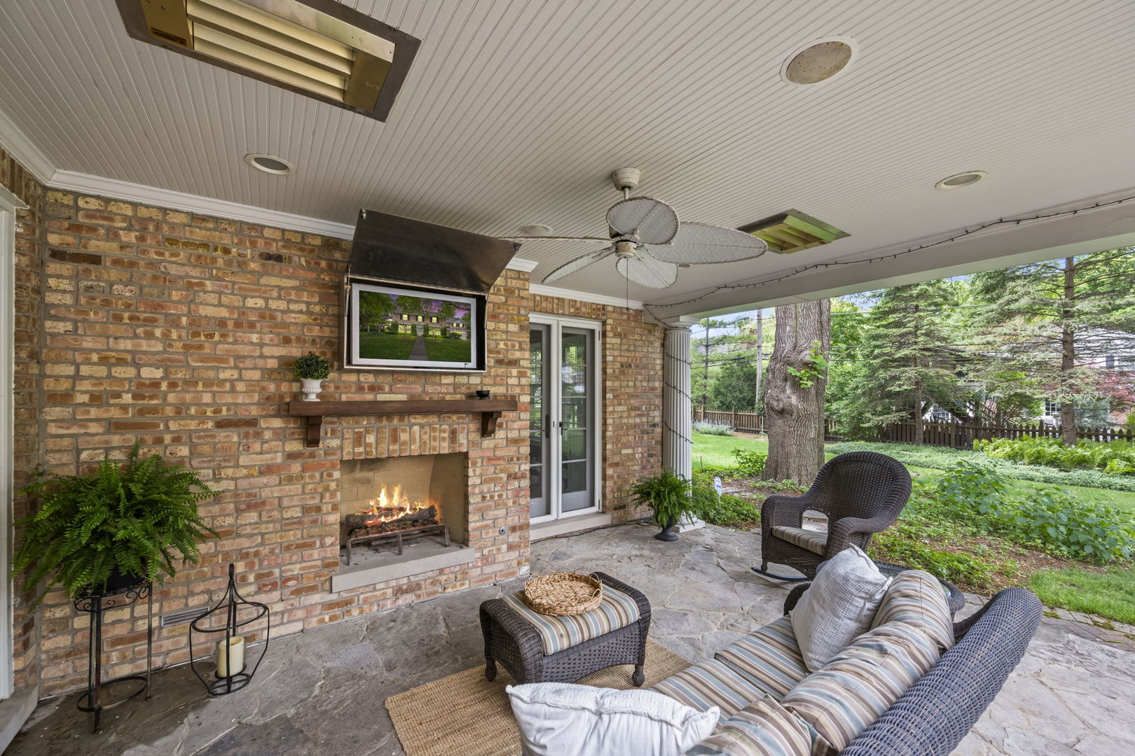 630 S Beverly Lane, Arlington Heights, IL 60005