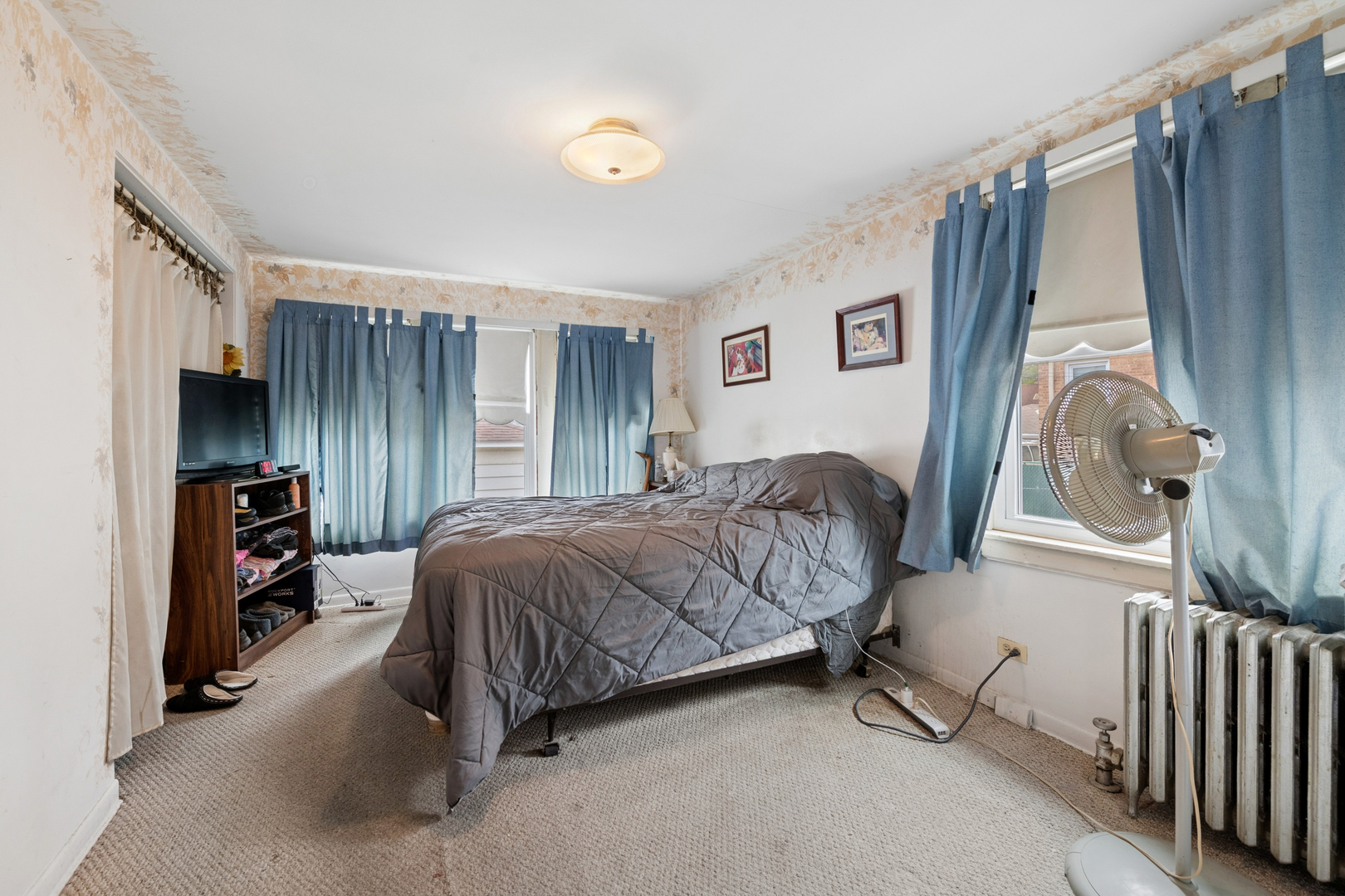 5849 W Eddy Street, Chicago, IL 60634