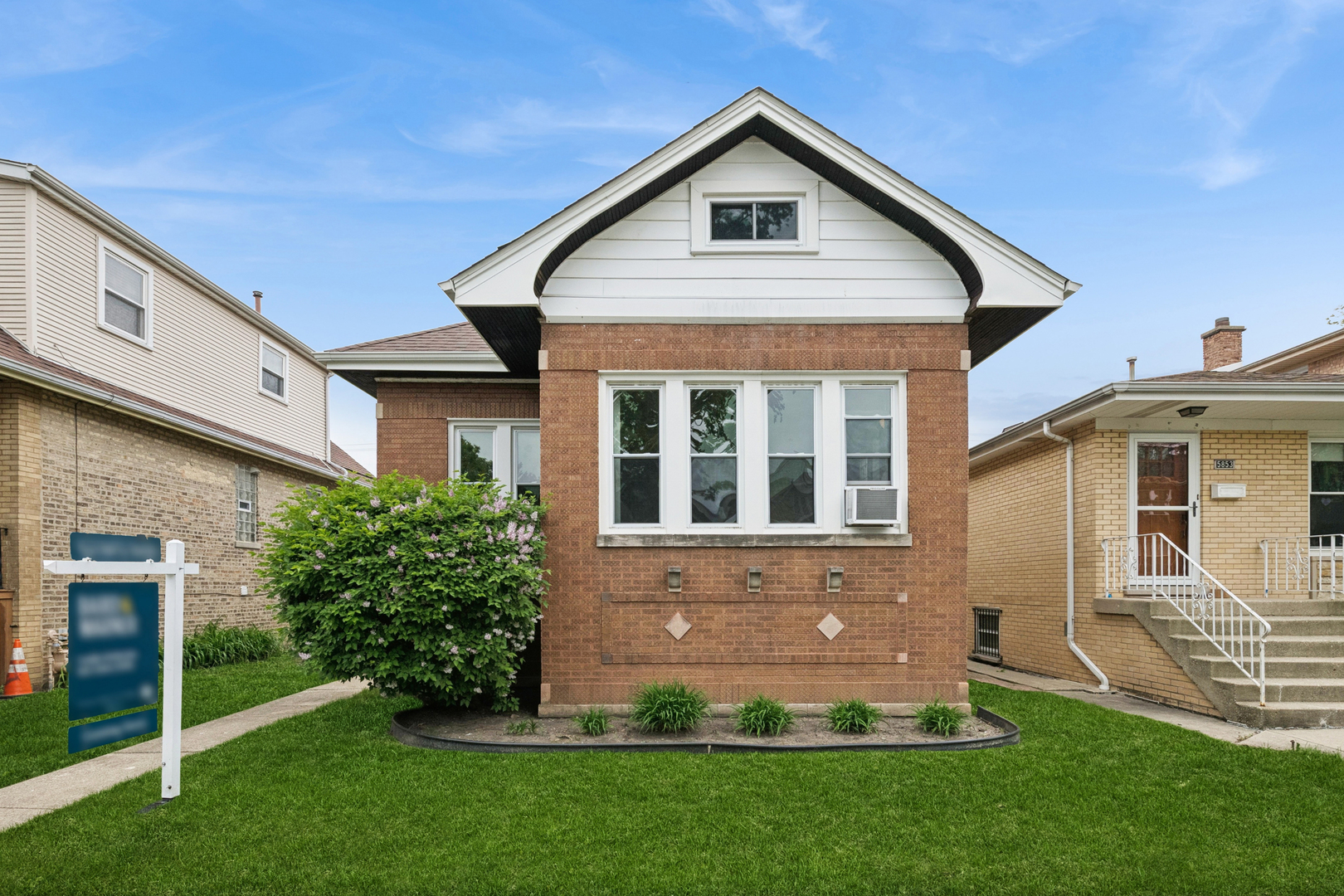 5849 W Eddy Street, Chicago, IL 60634