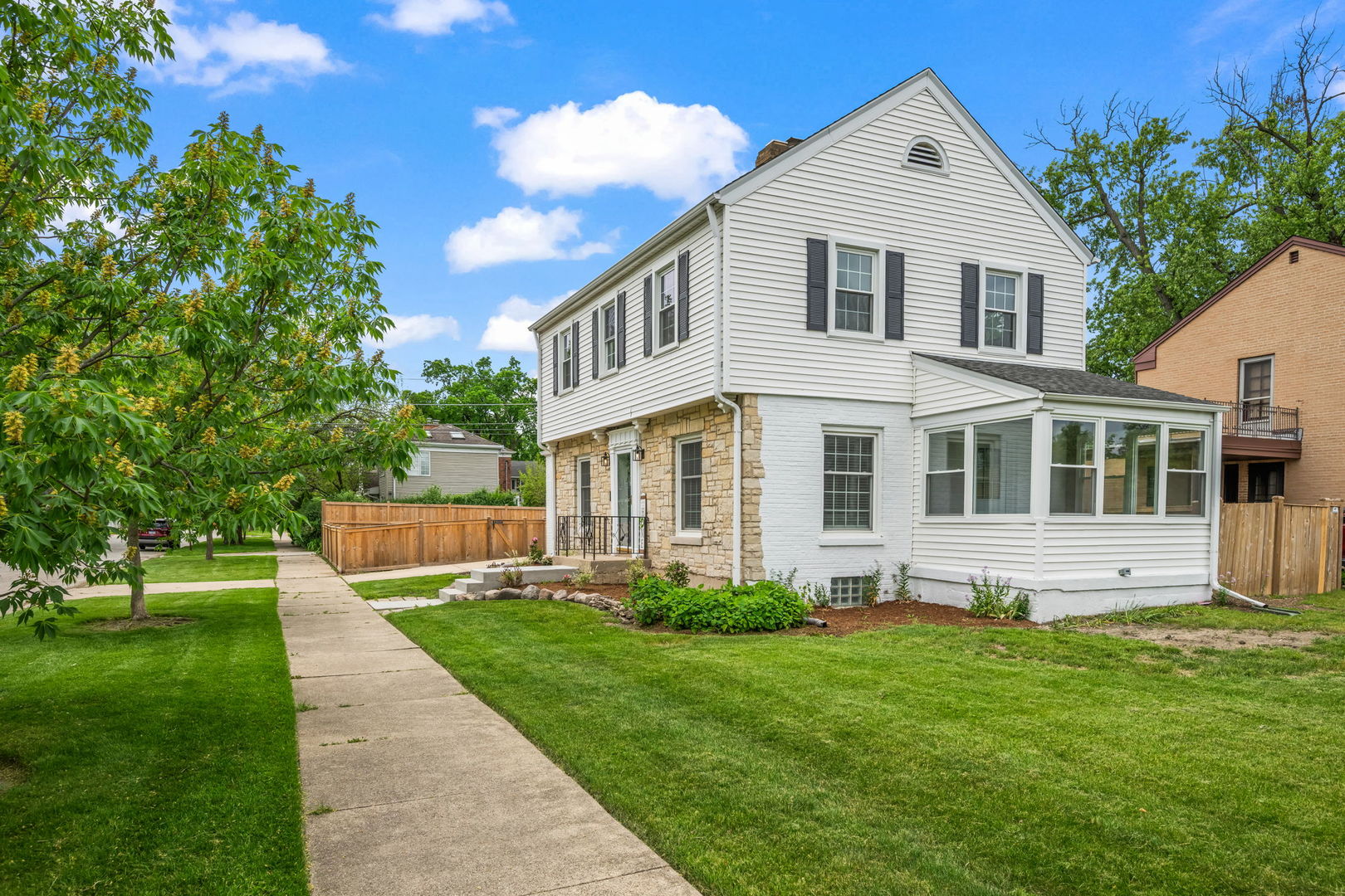 1014 S Chester Avenue, Park Ridge, IL 60068