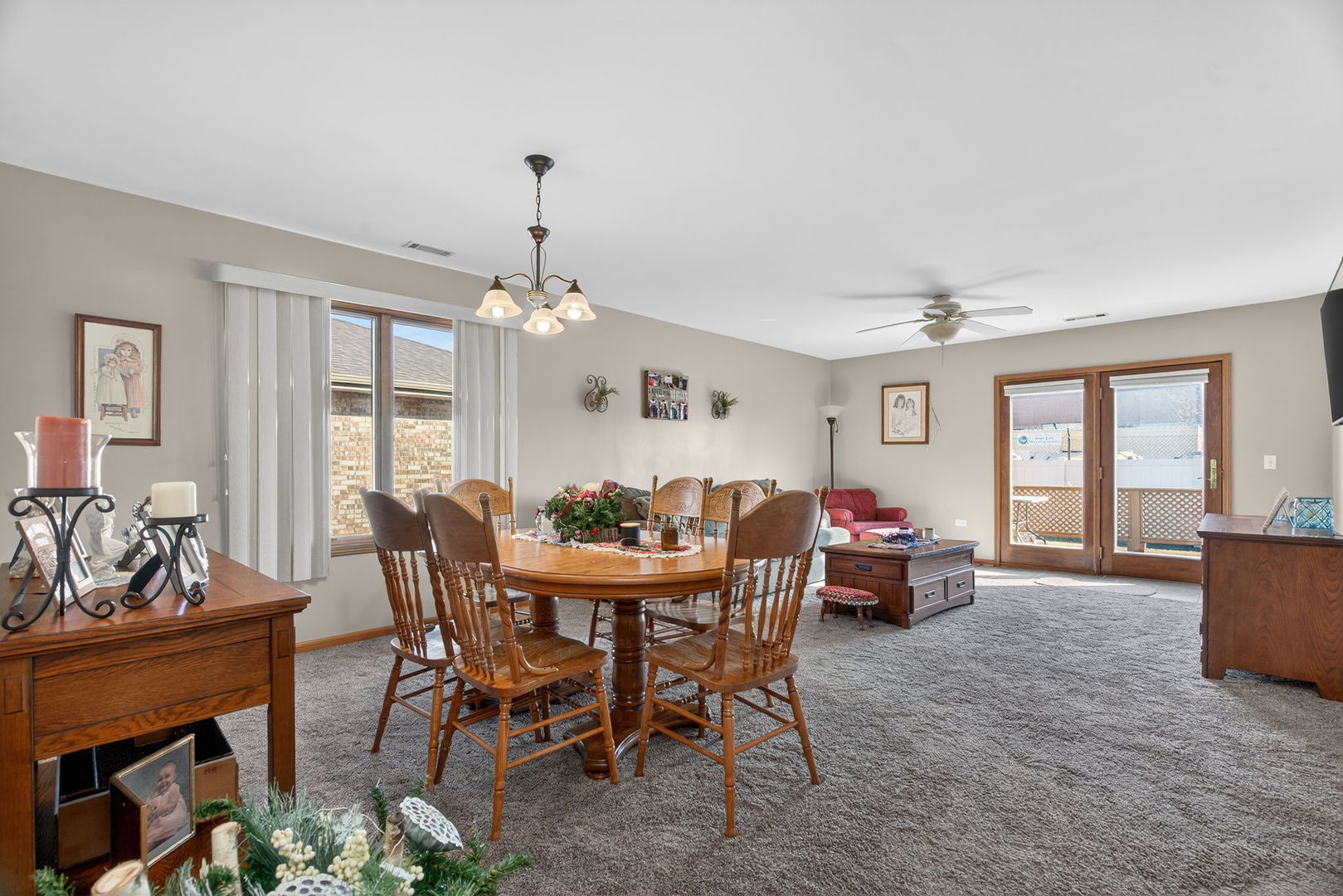 2700 Eagle Drive #2700, Joliet, IL 60436