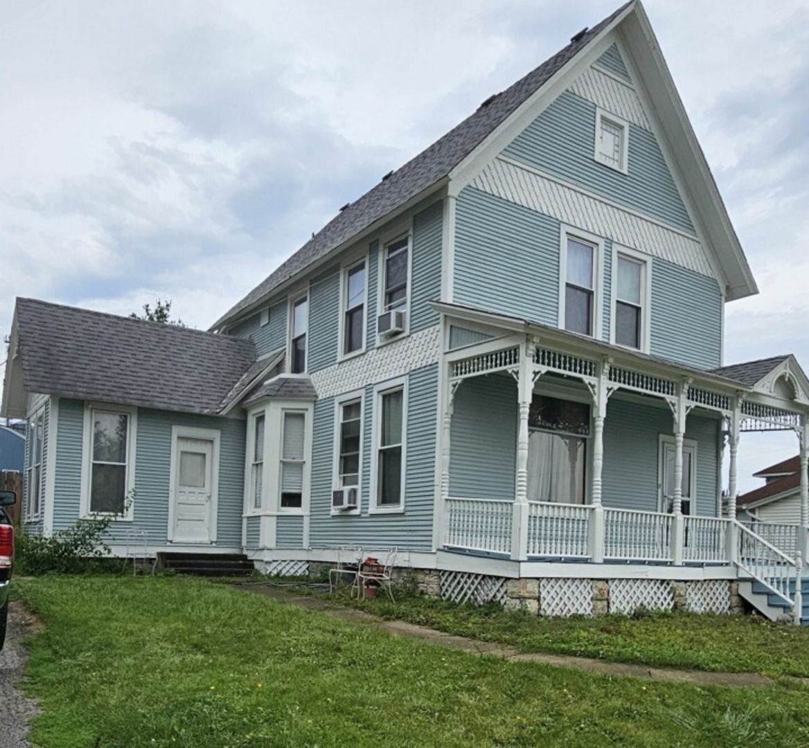 536 Woodward Street, Beecher, IL 60401