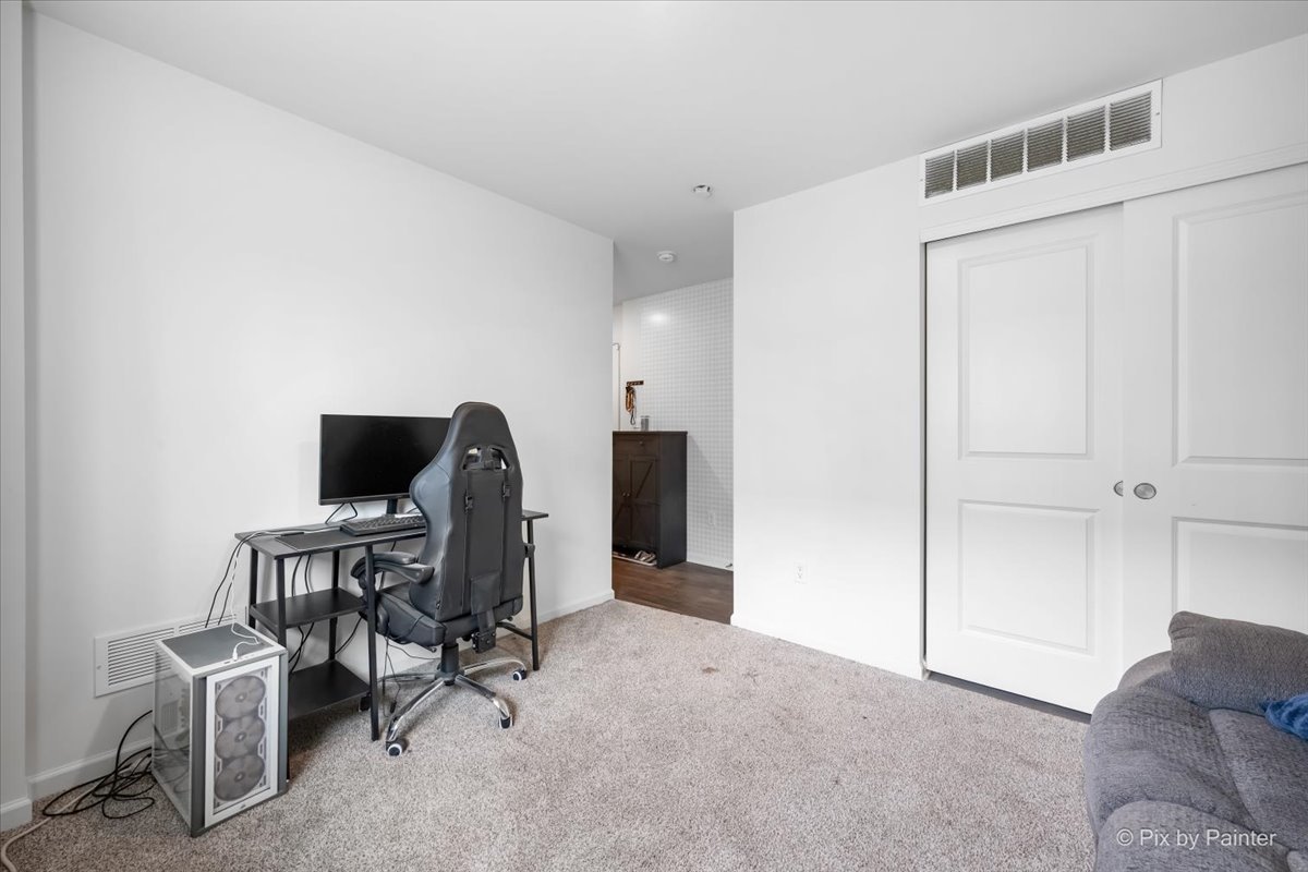 1107 Briar Glen Court, Hampshire, IL 60140