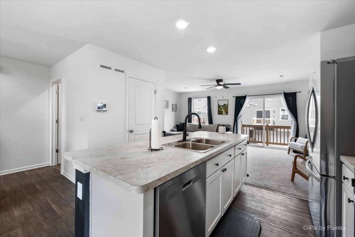 1107 Briar Glen Court, Hampshire, IL 60140