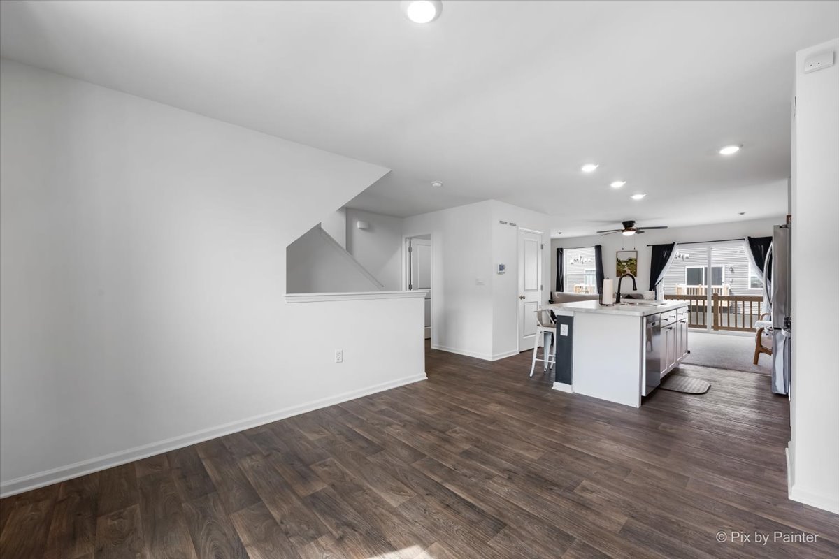1107 Briar Glen Court, Hampshire, IL 60140
