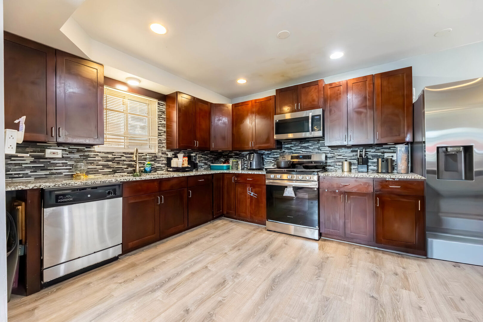 531 E 87th Street, Chicago, IL 60619