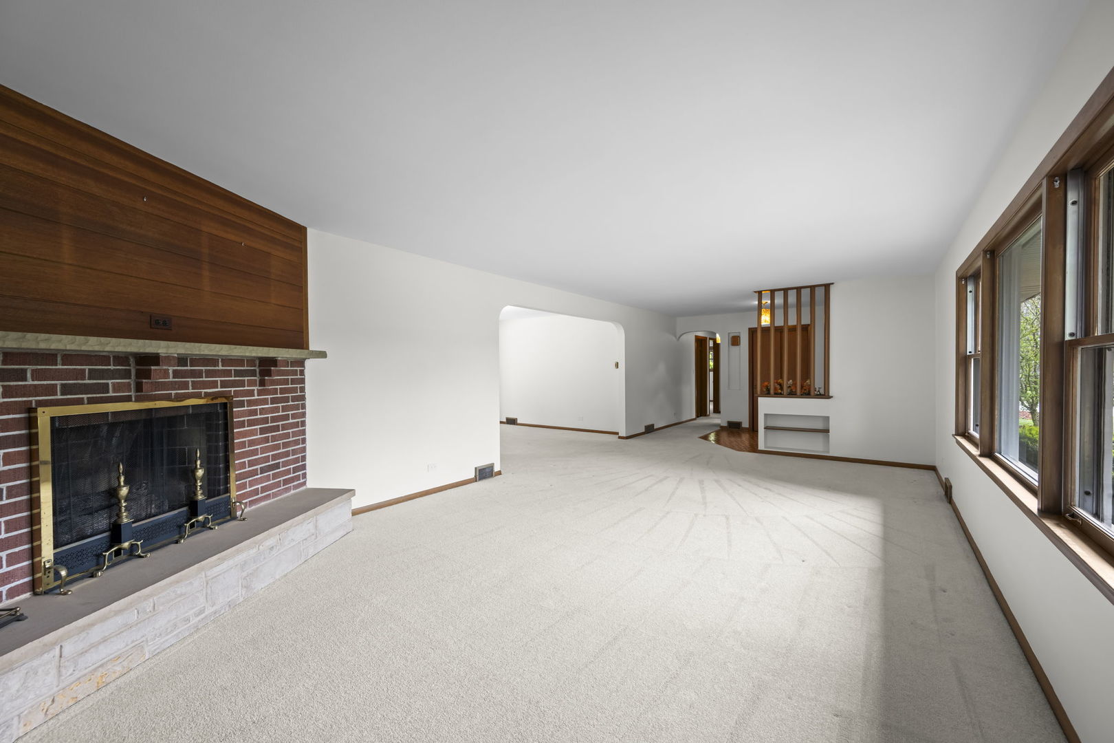 412 W Camp McDonald Road, Prospect Heights, IL 60070