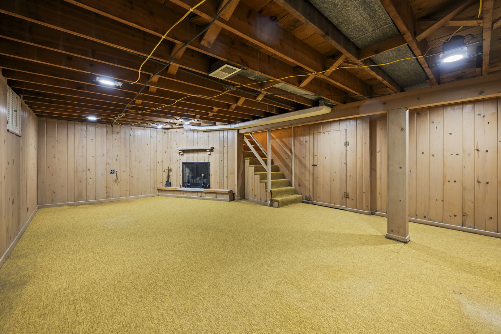 412 W Camp McDonald Road, Prospect Heights, IL 60070