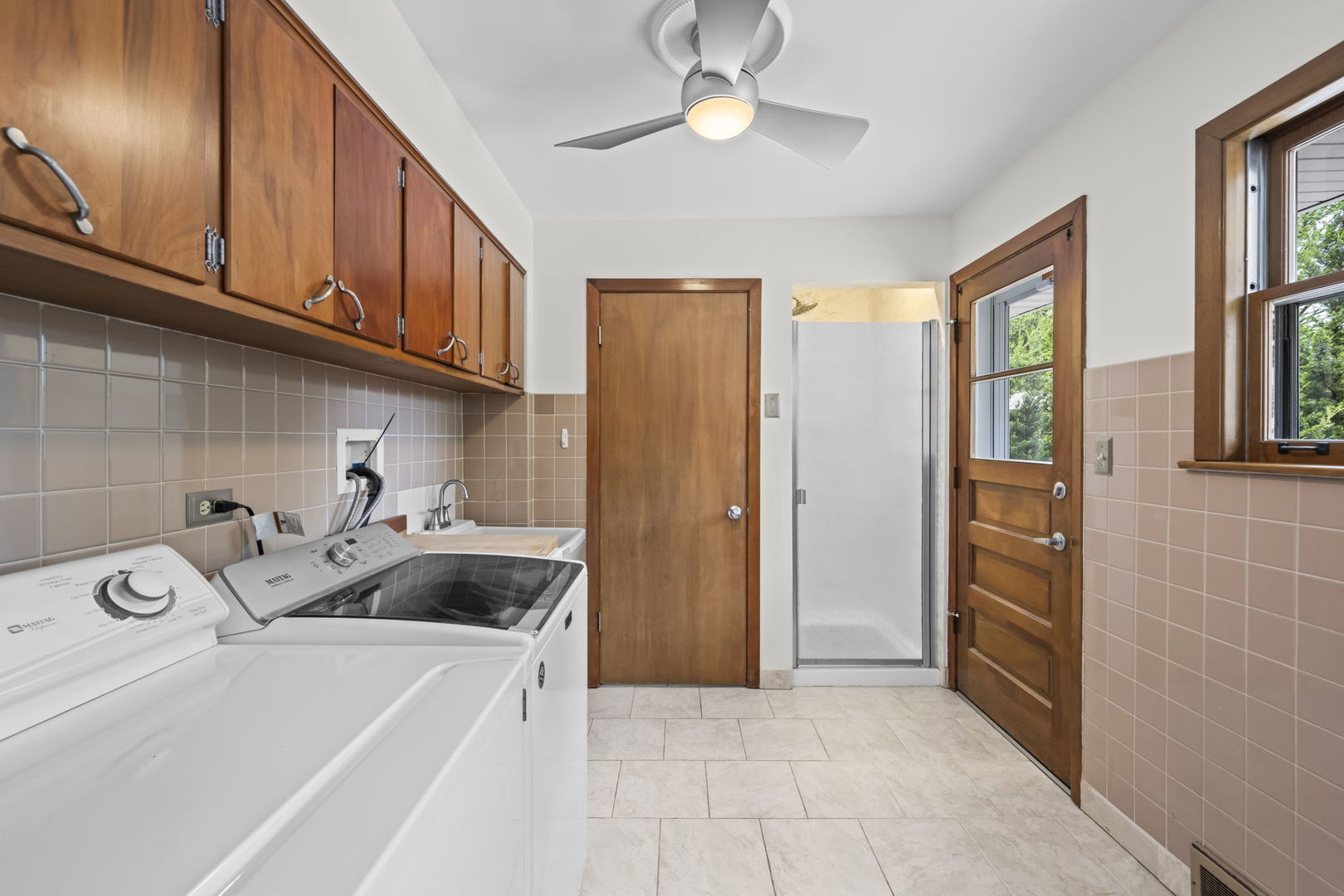412 W Camp McDonald Road, Prospect Heights, IL 60070
