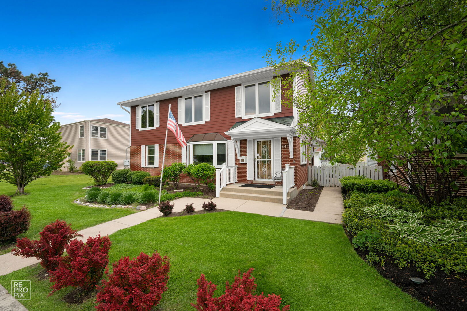 840 N Center Street, Naperville, IL 60563