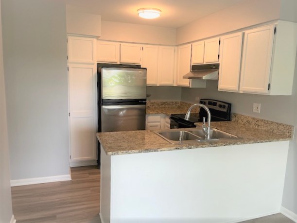 1486 W Jefferson Avenue #F, Naperville, IL 60540