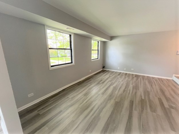 1486 W Jefferson Avenue #F, Naperville, IL 60540