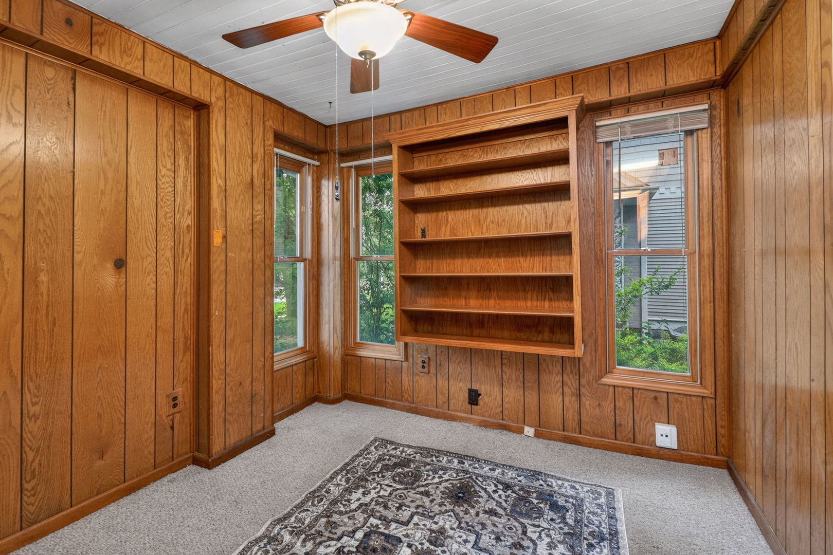 330 N Main Street, Glen Ellyn, IL 60137