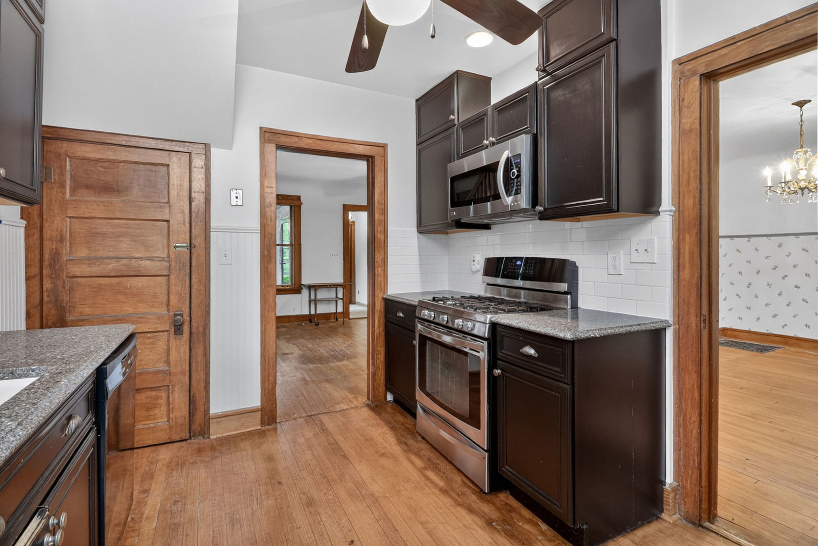 330 N Main Street, Glen Ellyn, IL 60137