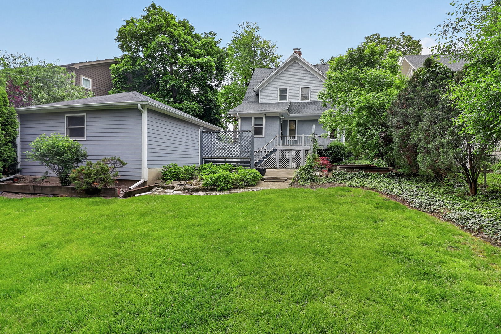 330 N Main Street, Glen Ellyn, IL 60137