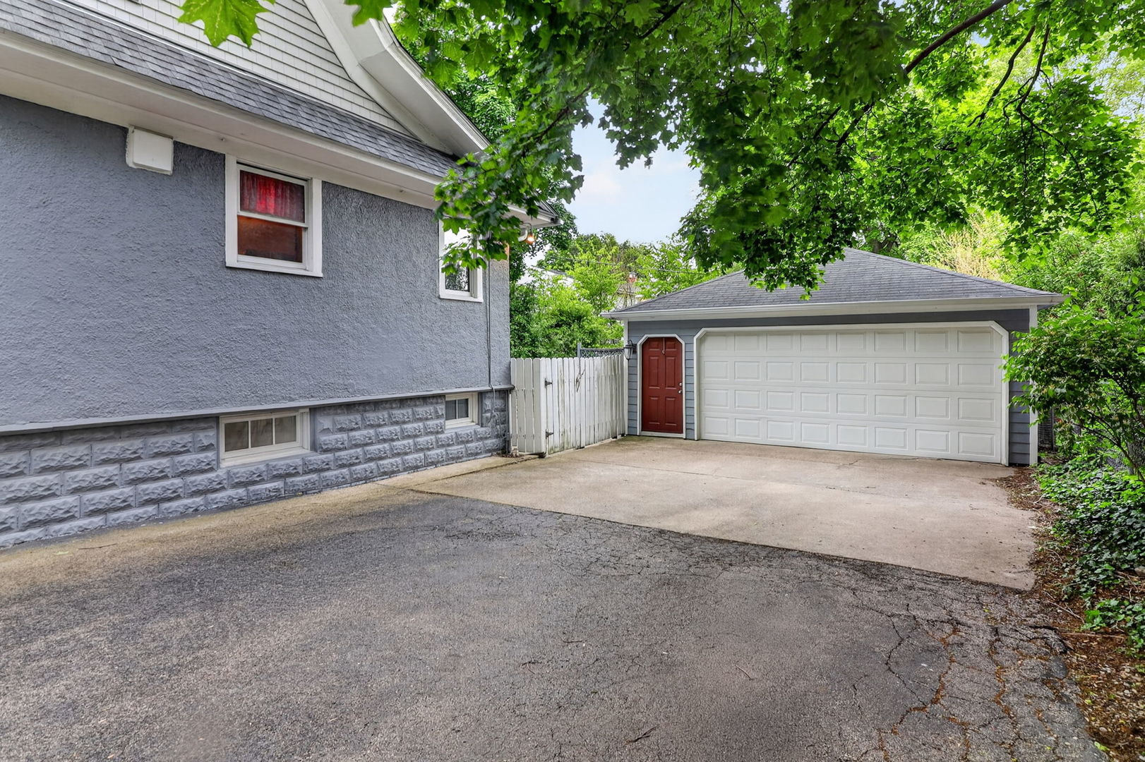 330 N Main Street, Glen Ellyn, IL 60137