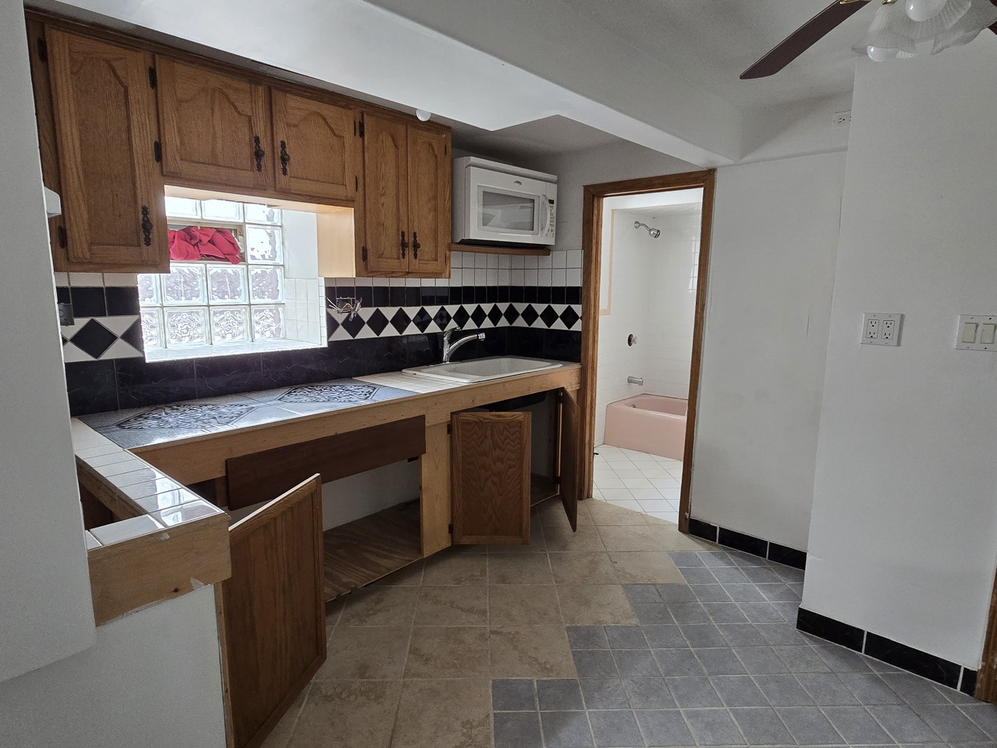 2854 N Natchez Avenue, Chicago, IL 60634