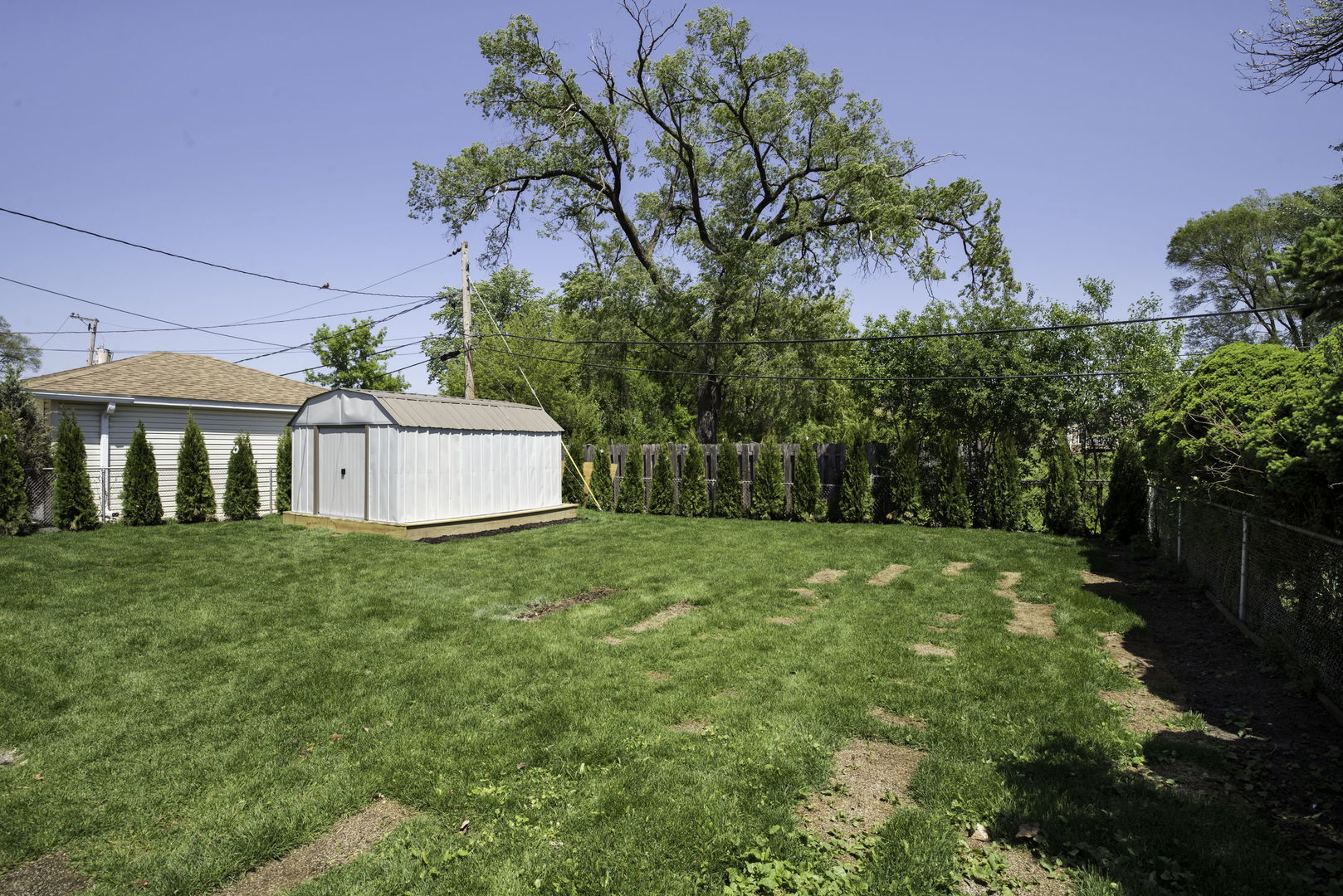 8415 N Clifton Avenue, Niles, IL 60714
