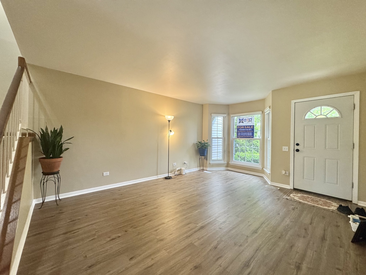 20 N Oltendorf Road, Streamwood, IL 60107