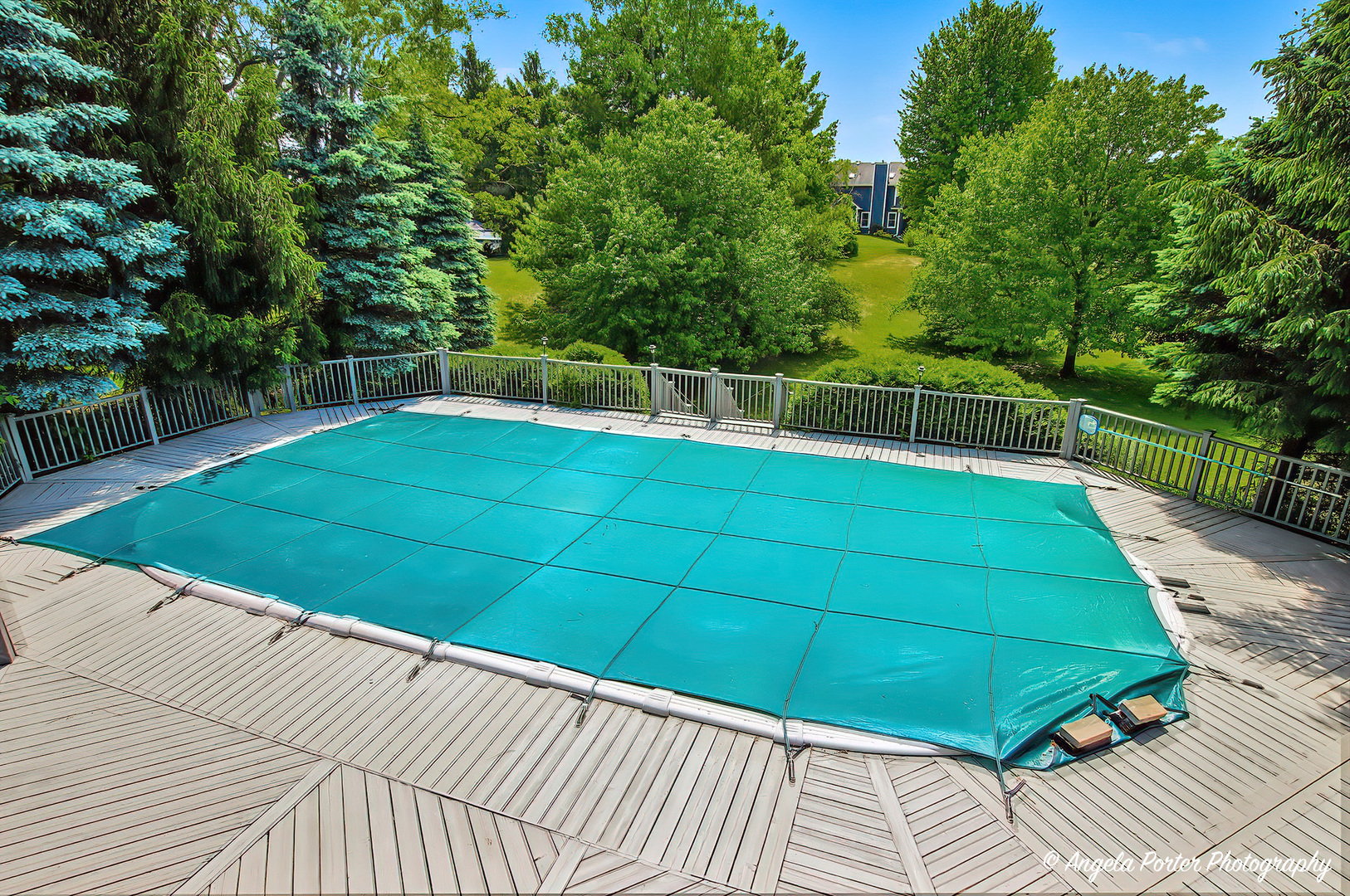 1717 Spruce Street, Spring Grove, IL 60081