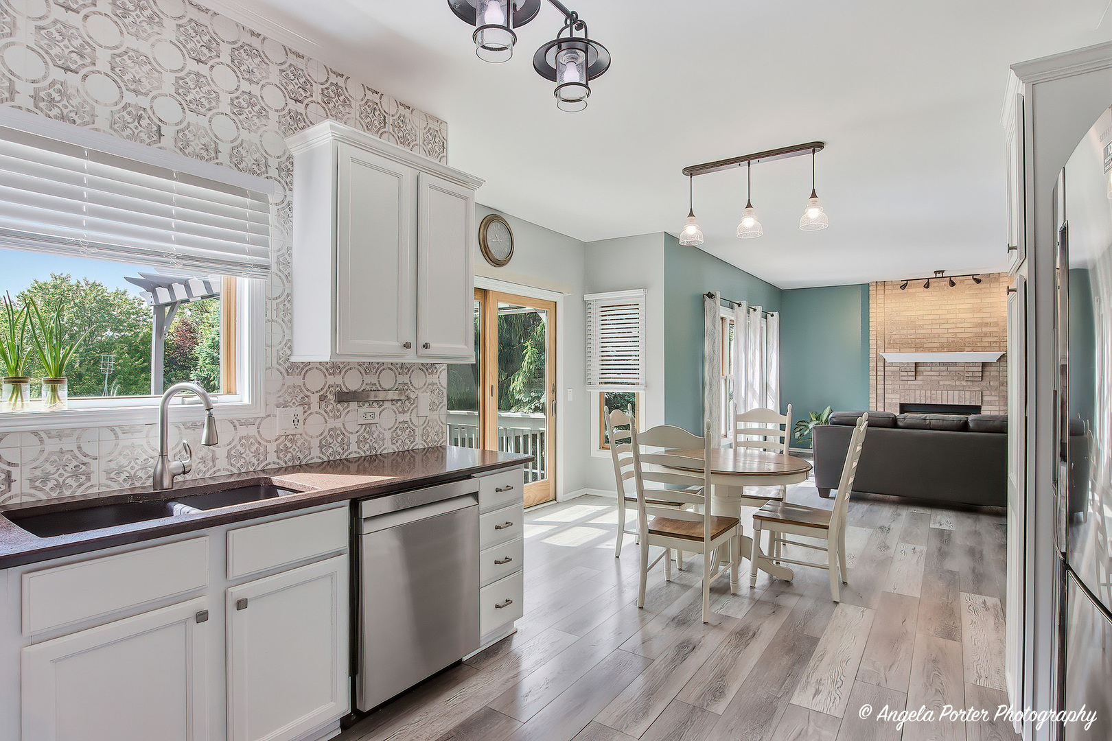 1717 Spruce Street, Spring Grove, IL 60081