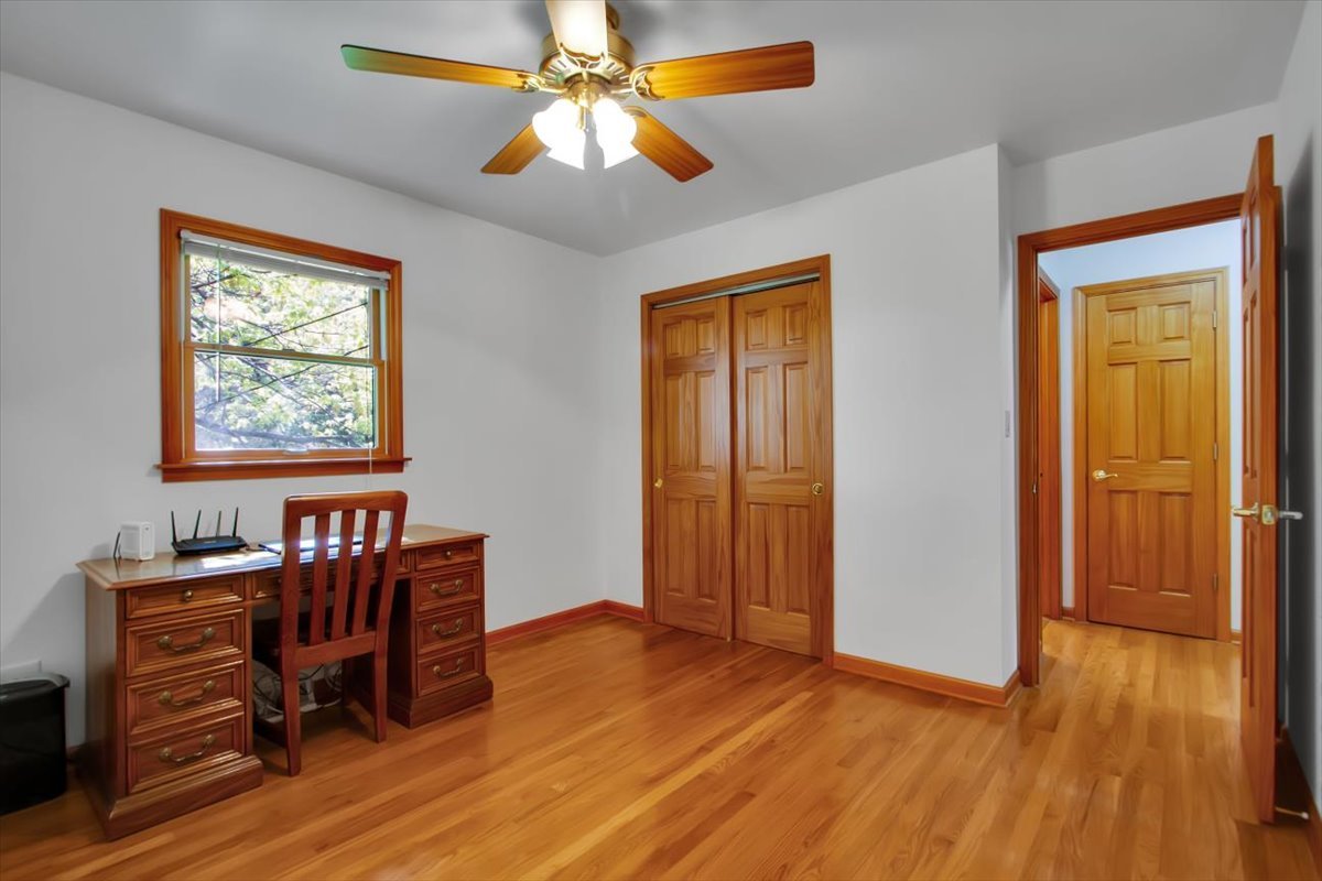31471 N Ranch Road, Grayslake, IL 60030