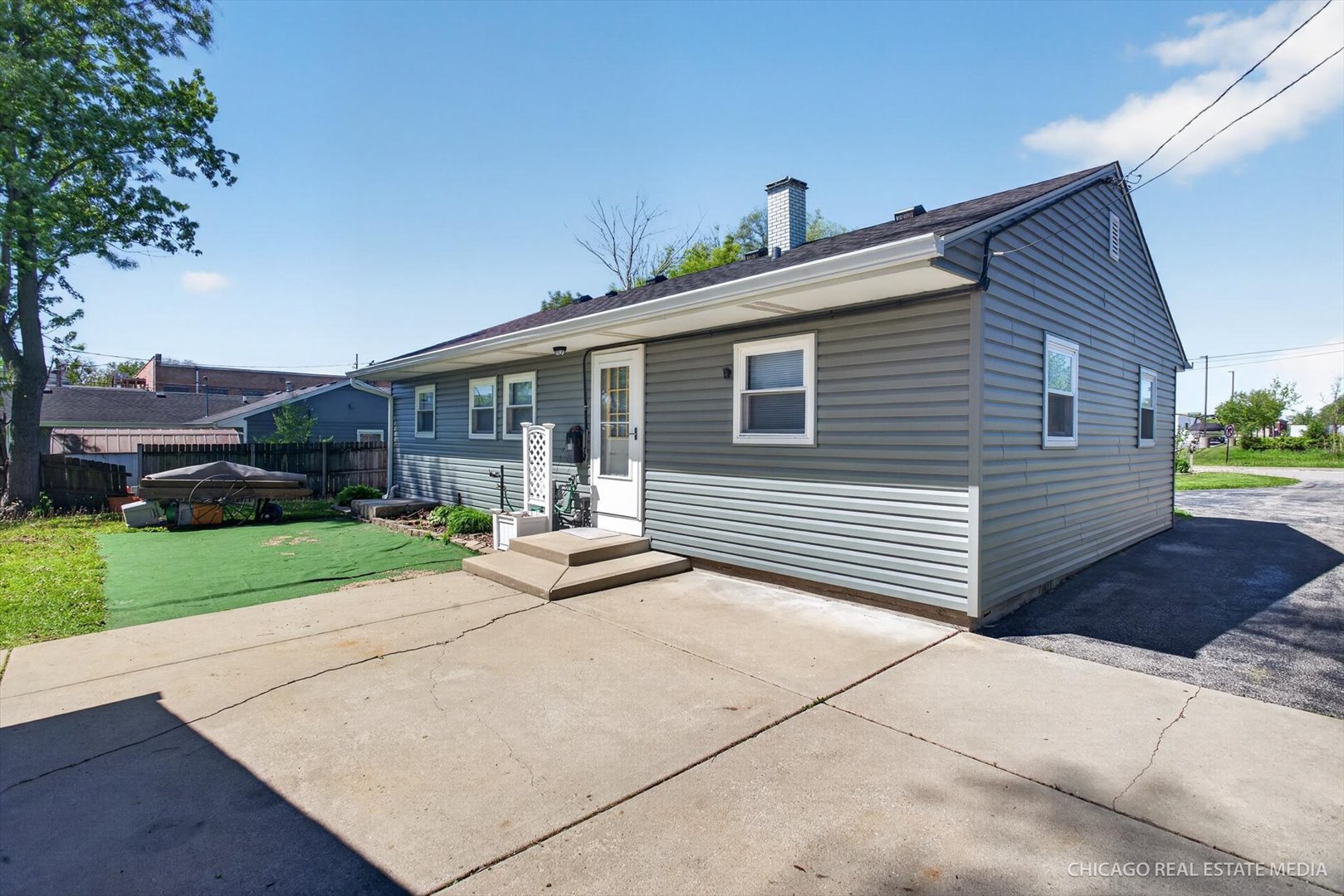 1185 S Edgewood Avenue, Lombard, IL 60148