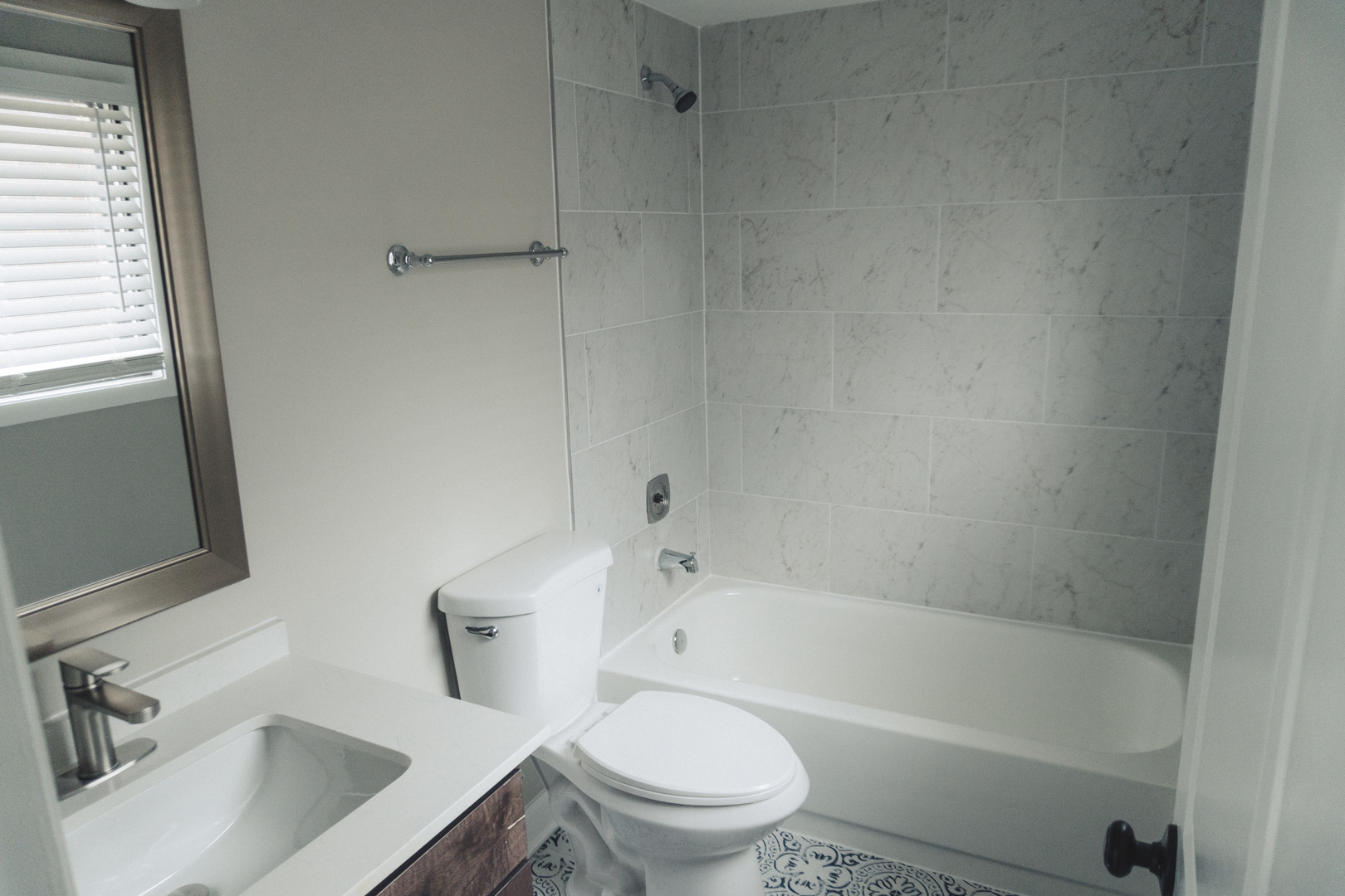 6034 N WOLCOTT Avenue #1W, Chicago, IL 60660