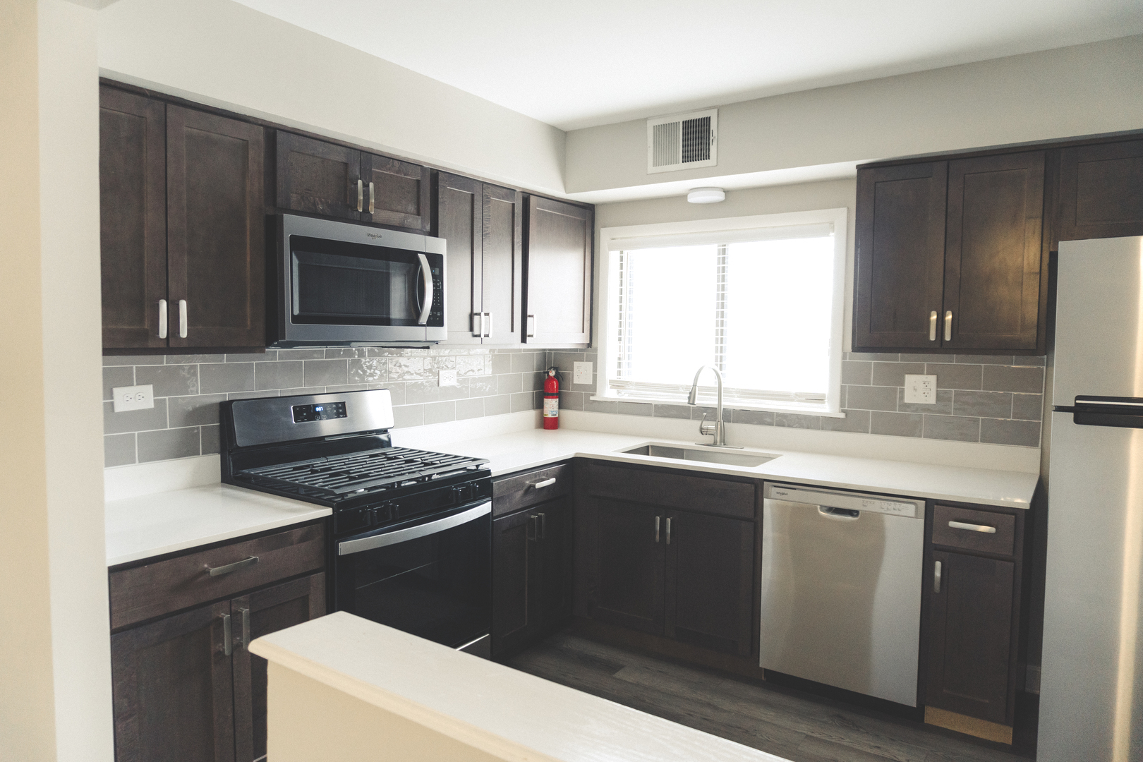 6034 N WOLCOTT Avenue #1W, Chicago, IL 60660