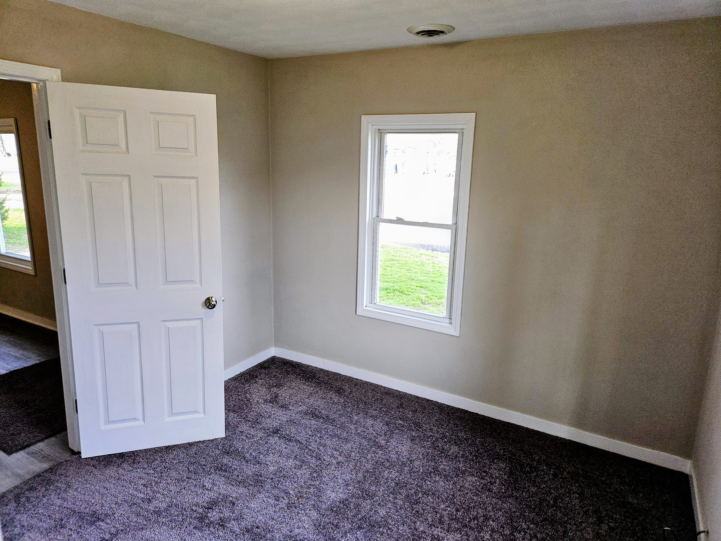1320 S 13th Street, Pekin, IL 61554