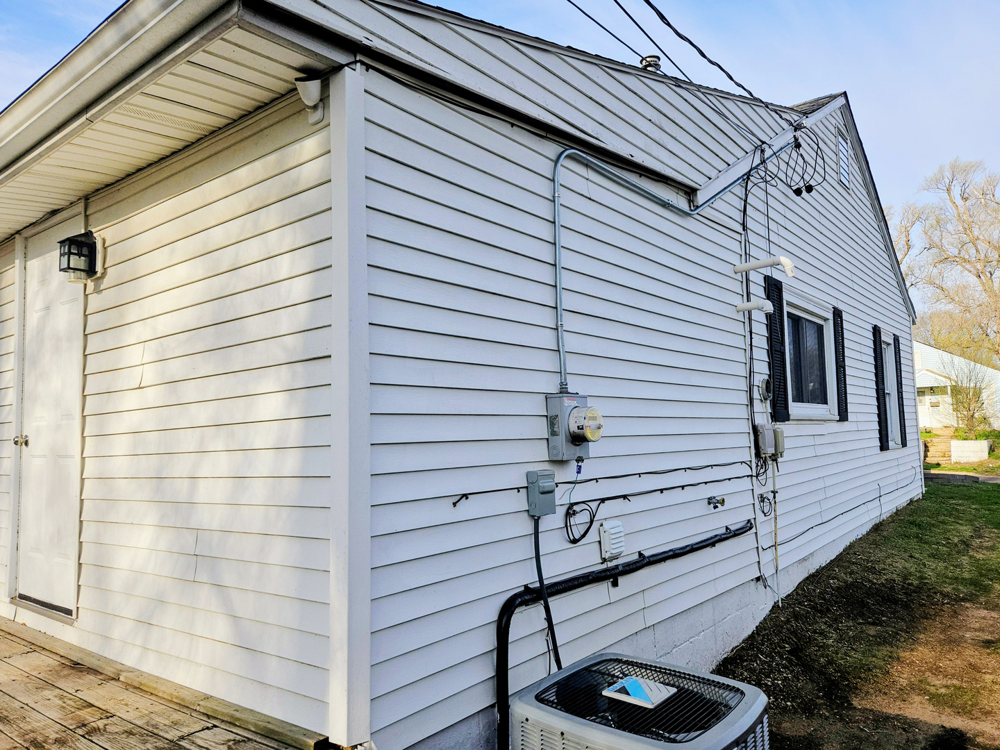 1320 S 13th Street, Pekin, IL 61554