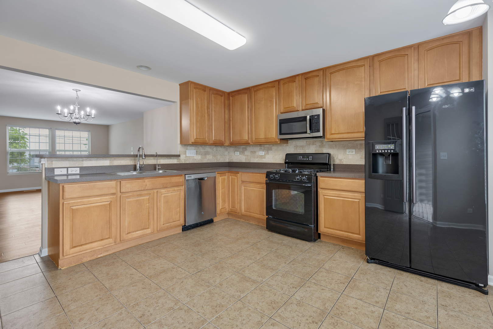 101 Driscoll Lane #6, Wood Dale, IL 60191