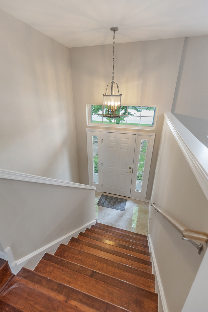 101 Driscoll Lane #6, Wood Dale, IL 60191