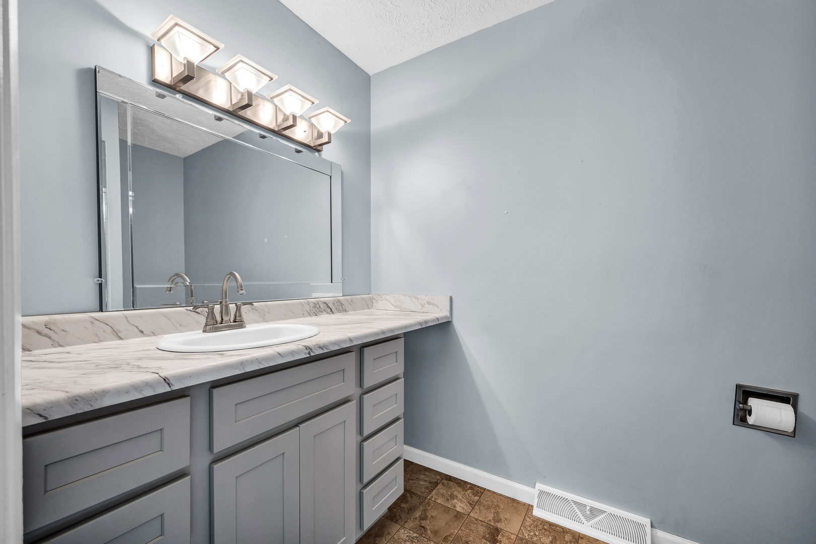 1301 Kingsridge Court #D, Normal, IL 61761