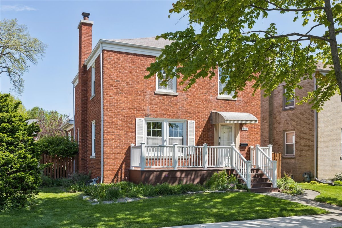 9328 Jefferson Avenue, Brookfield, IL 60513