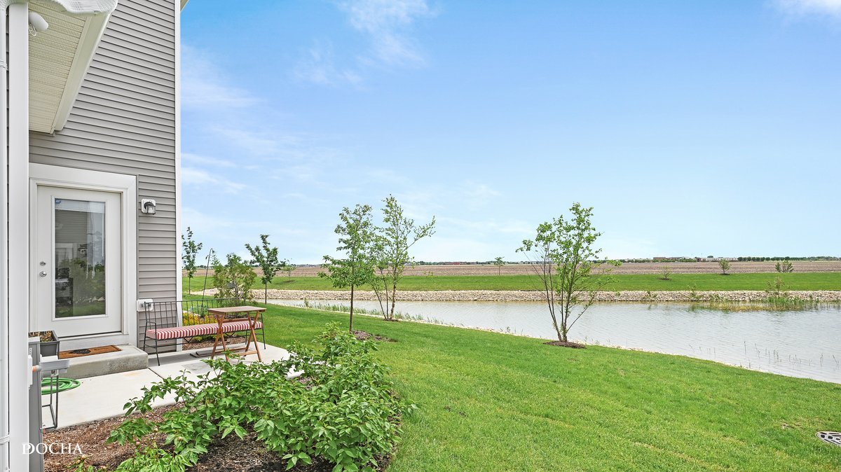2271 Ryegrass Lane, Bolingbrook, IL 60490